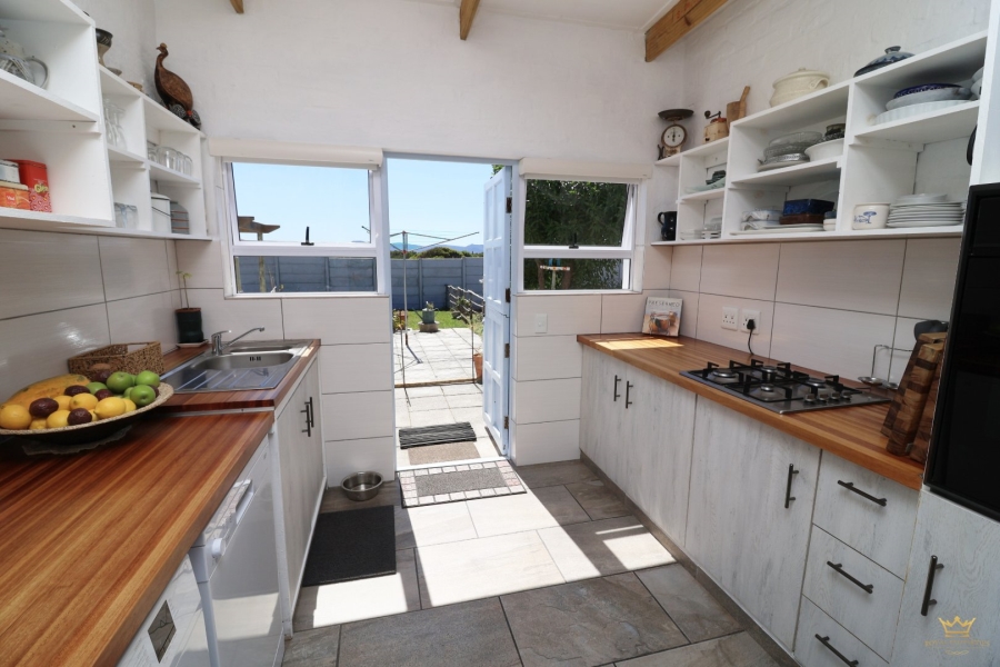 2 Bedroom Property for Sale in Pearly Beach Western Cape